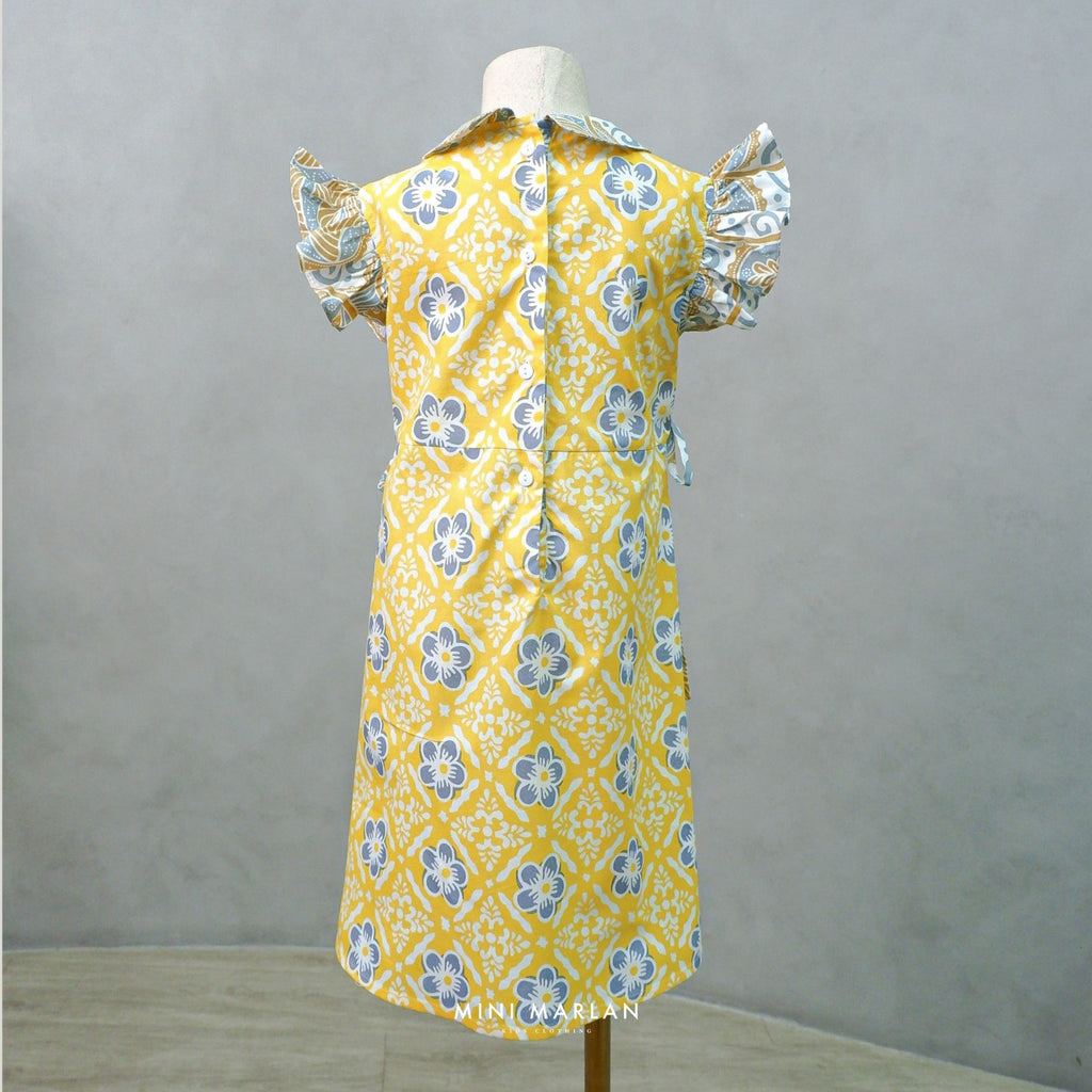 Gita Batik Girl Dress – Contemporary Cultural Elegance