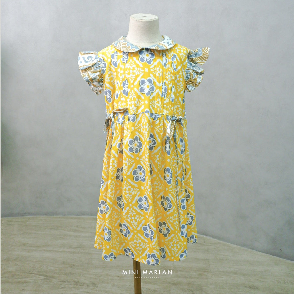 Gita Batik Girl Dress – Contemporary Cultural Elegance