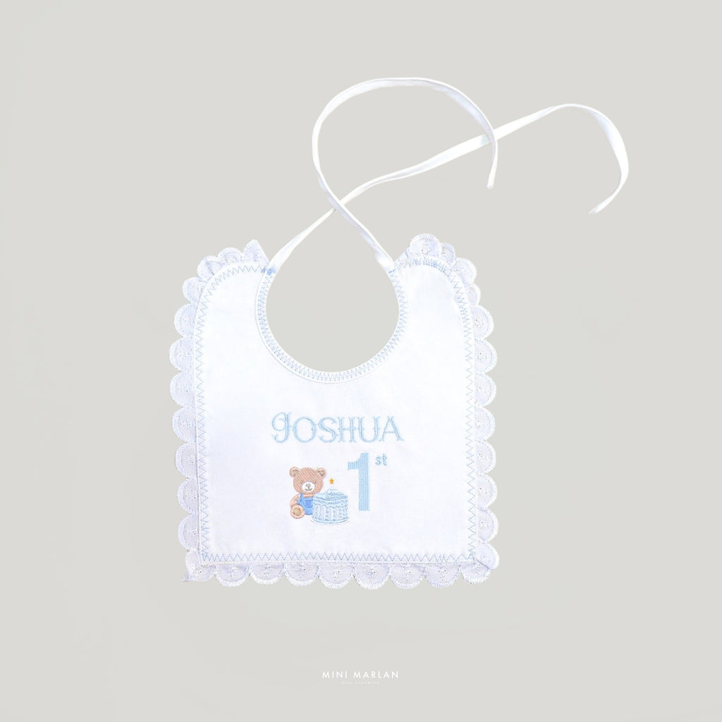 Hanna Scalloped Bib – The Heirloom Keepsake
