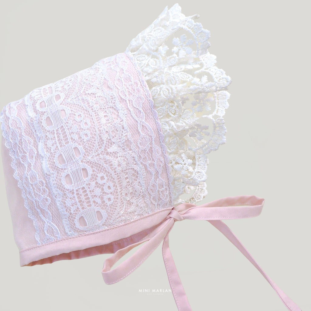 Celyn Lace Bonnet – Embroidered Cotton Lined Bonnet