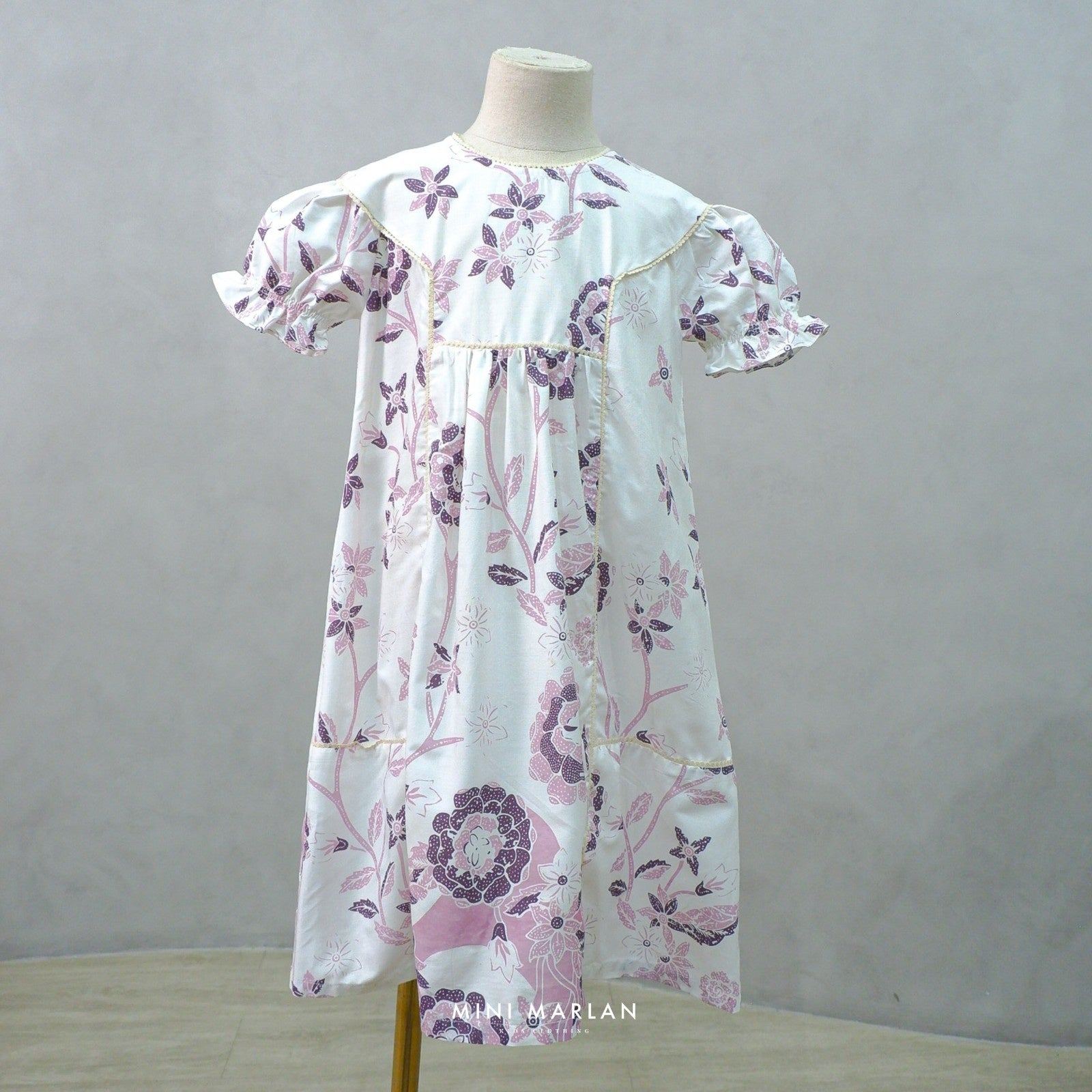 Pelita Batik Girl Dress – Contemporary Cultural Elegance