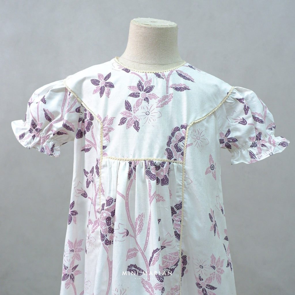 Pelita Batik Girl Dress – Contemporary Cultural Elegance