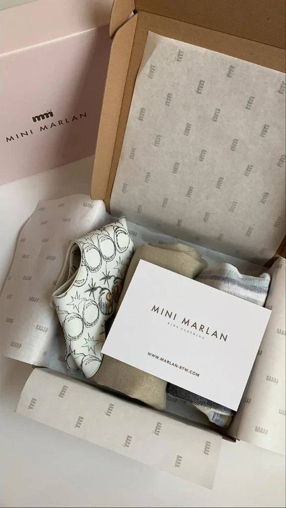 Mini Marlan Wishing Card and Box – The Perfect Finishing Touch