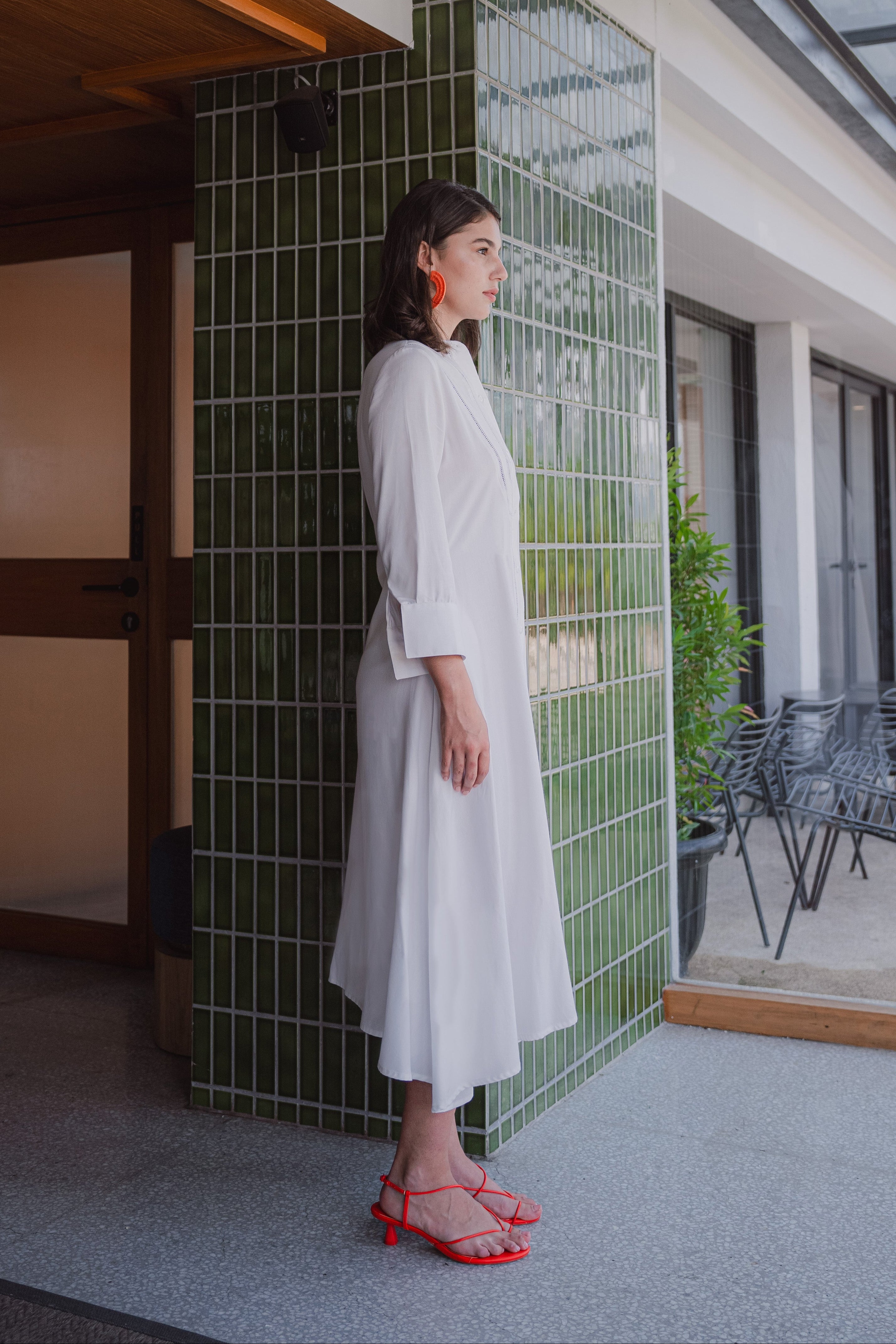 Lela Lace Trim Midi Dress – White Twill Rayon Long Sleeve Dress