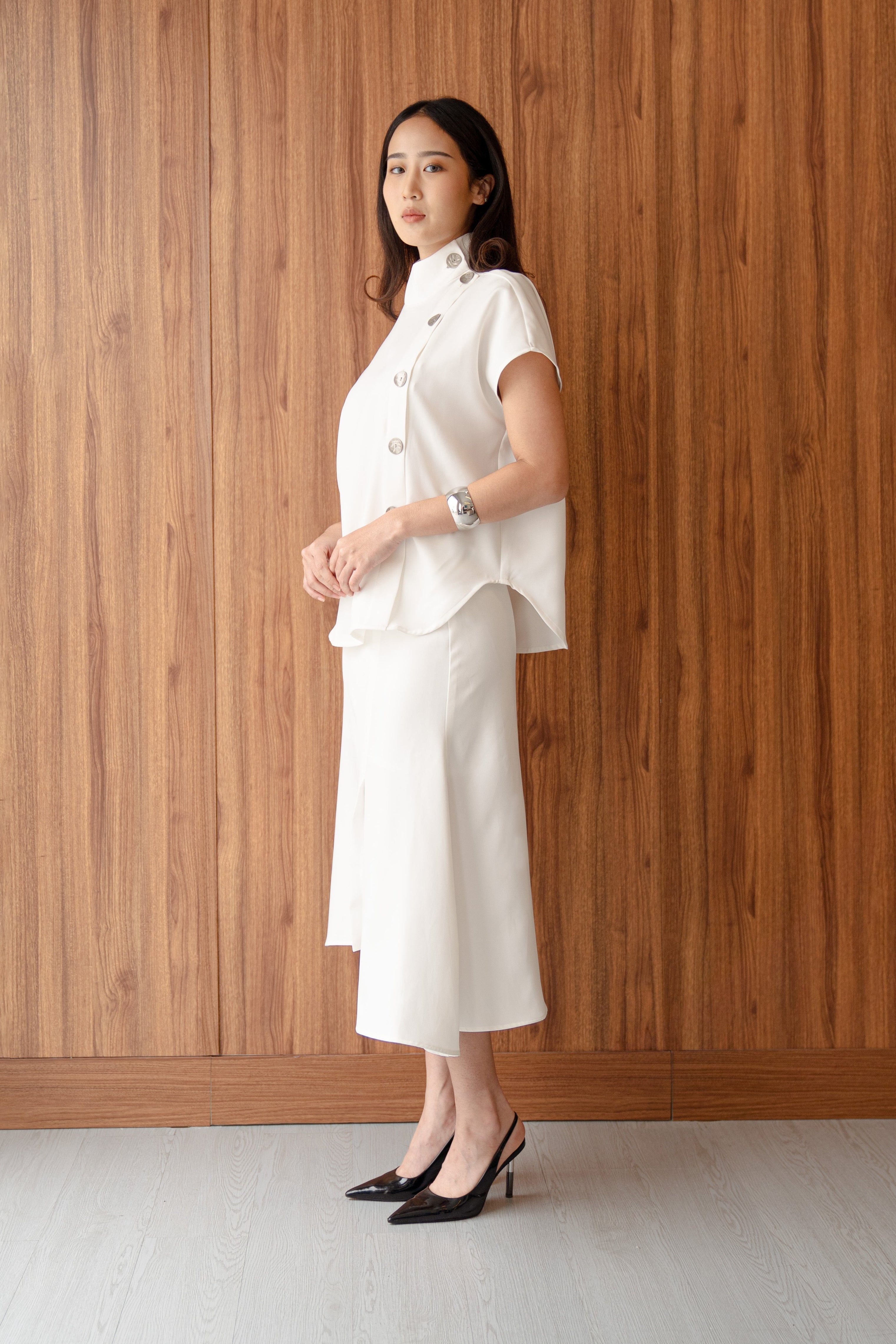 Bianca White Flared Skirt – Asymmetrical Midi Skirt in Stretch Fine Twill