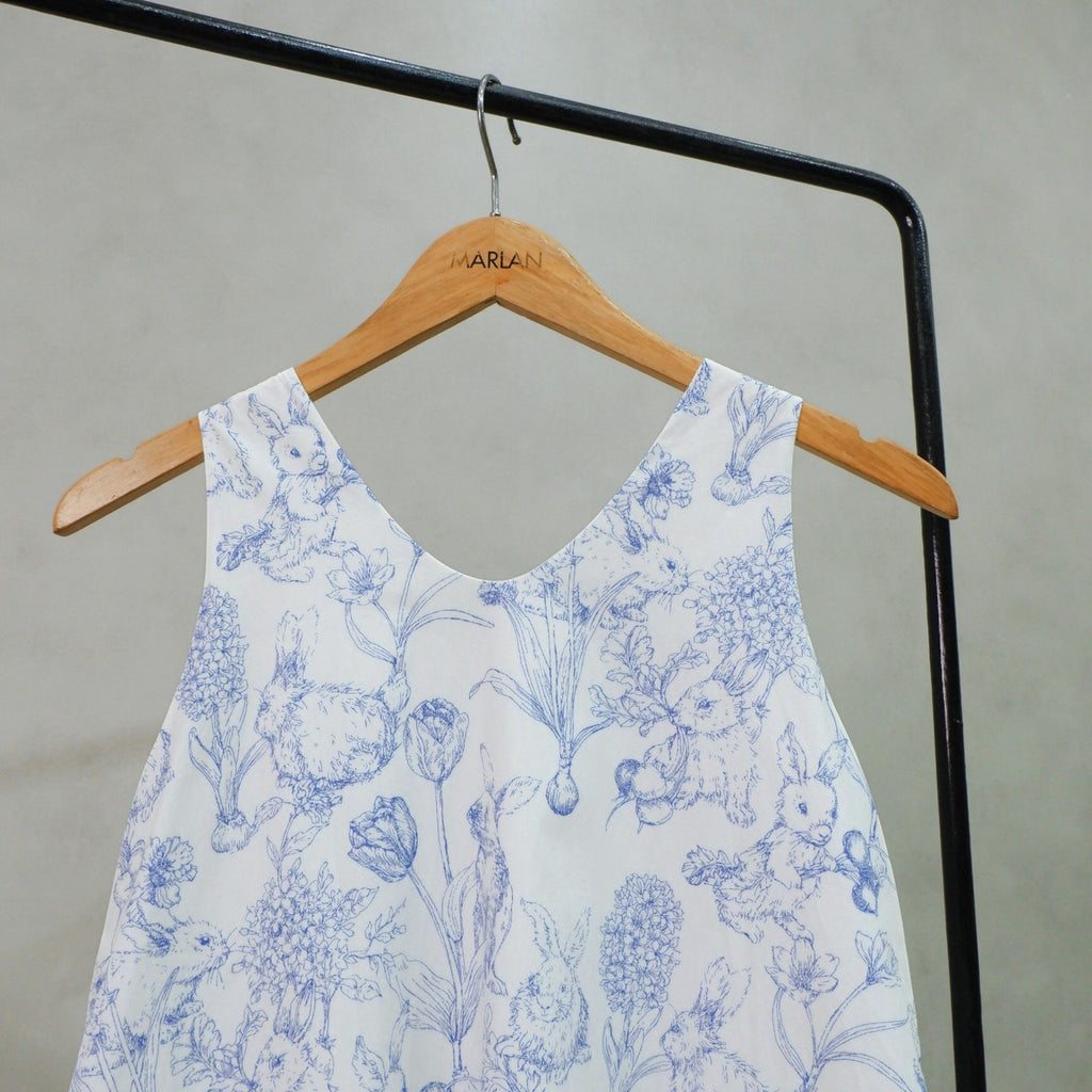 Bluebell Garden Woman Dress –  Sleeveless Relaxed Floral Dress