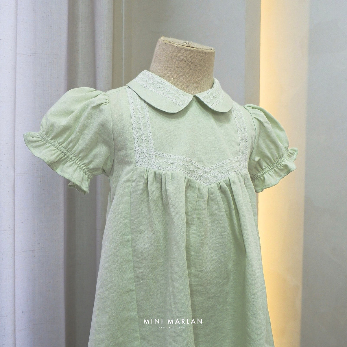 Pepa Green Dress – Classic Heritage Puff-Sleeve Poplin Dress