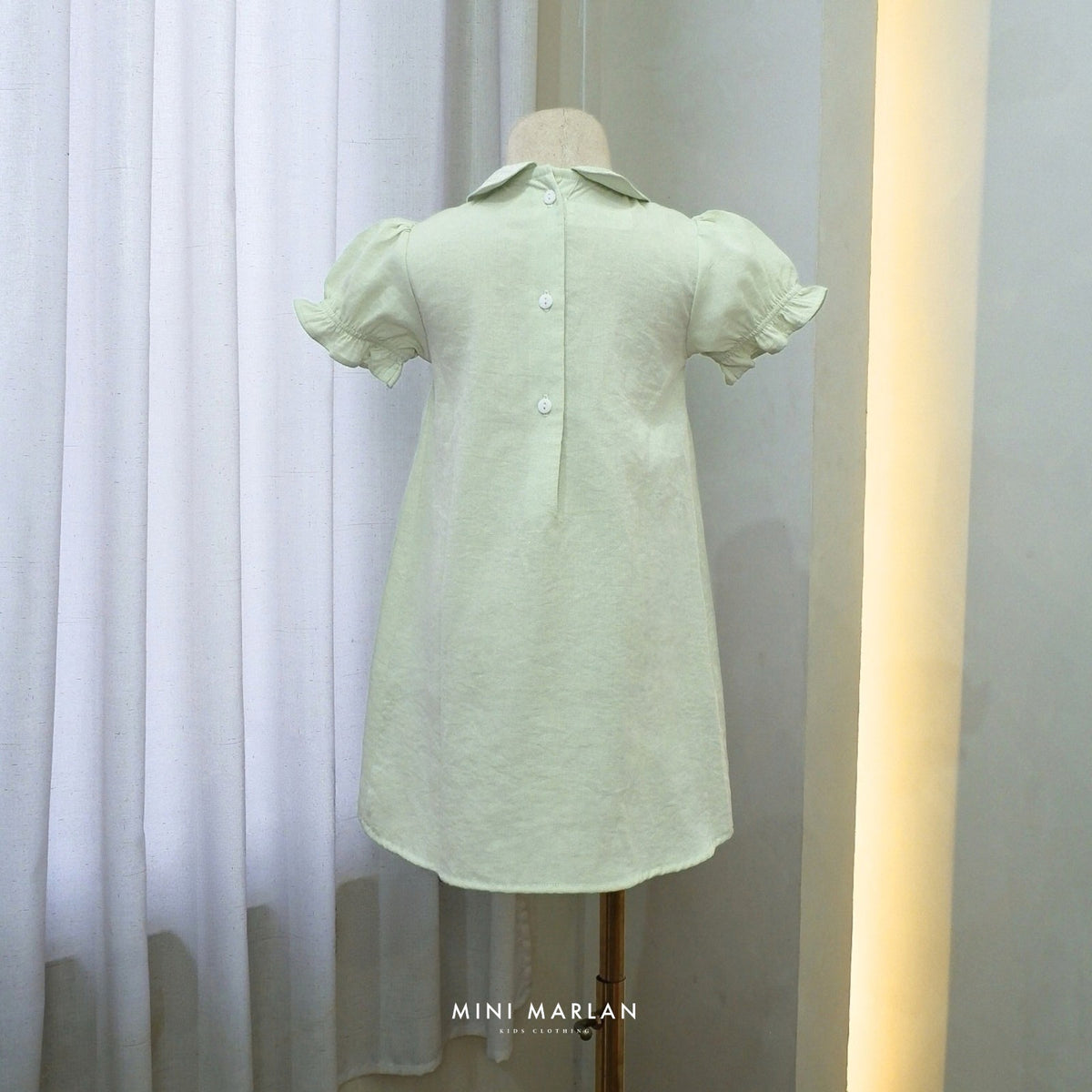 Pepa Green Dress – Classic Heritage Puff-Sleeve Poplin Dress