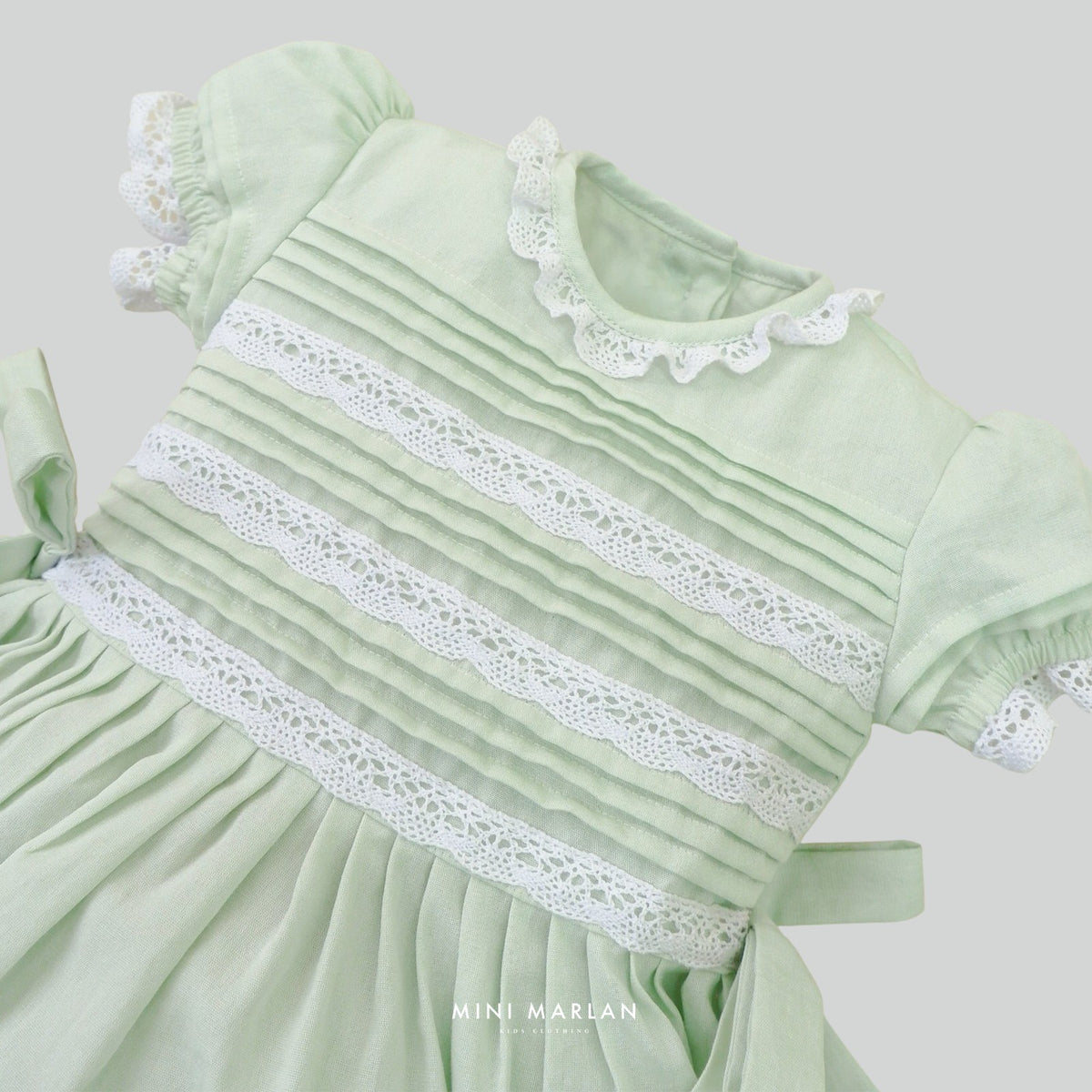 Beau Green Romper – Ethereal Lace Elegance