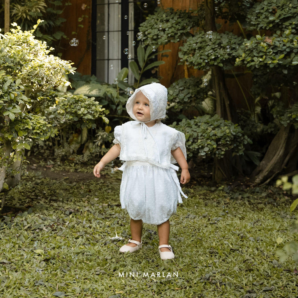 Beau Bib Bonnet – The Heirloom Keepsake