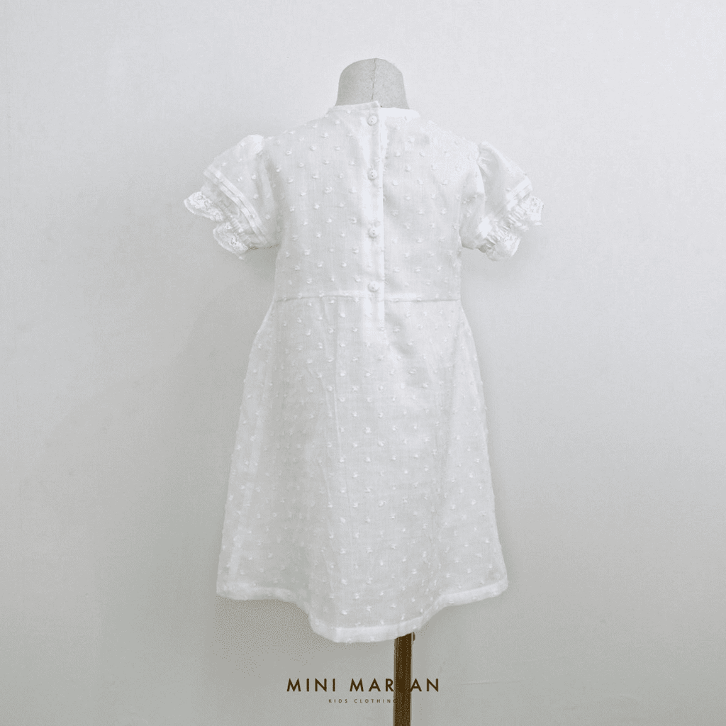 Beau White Lace Dress – An Ethereal Celebration Piece