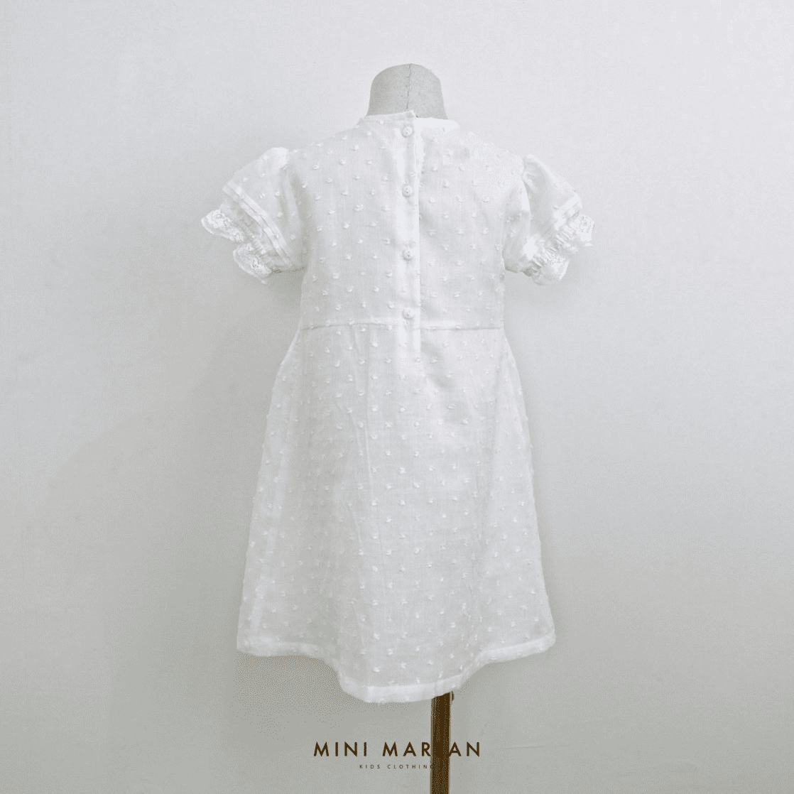 Beau White Lace Dress – An Ethereal Celebration Piece