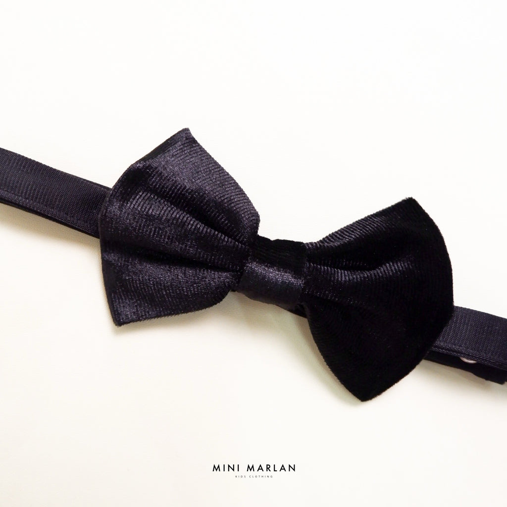 Ivy Velvet Black Bowtie – English Velvet Adjustable Bow Tie