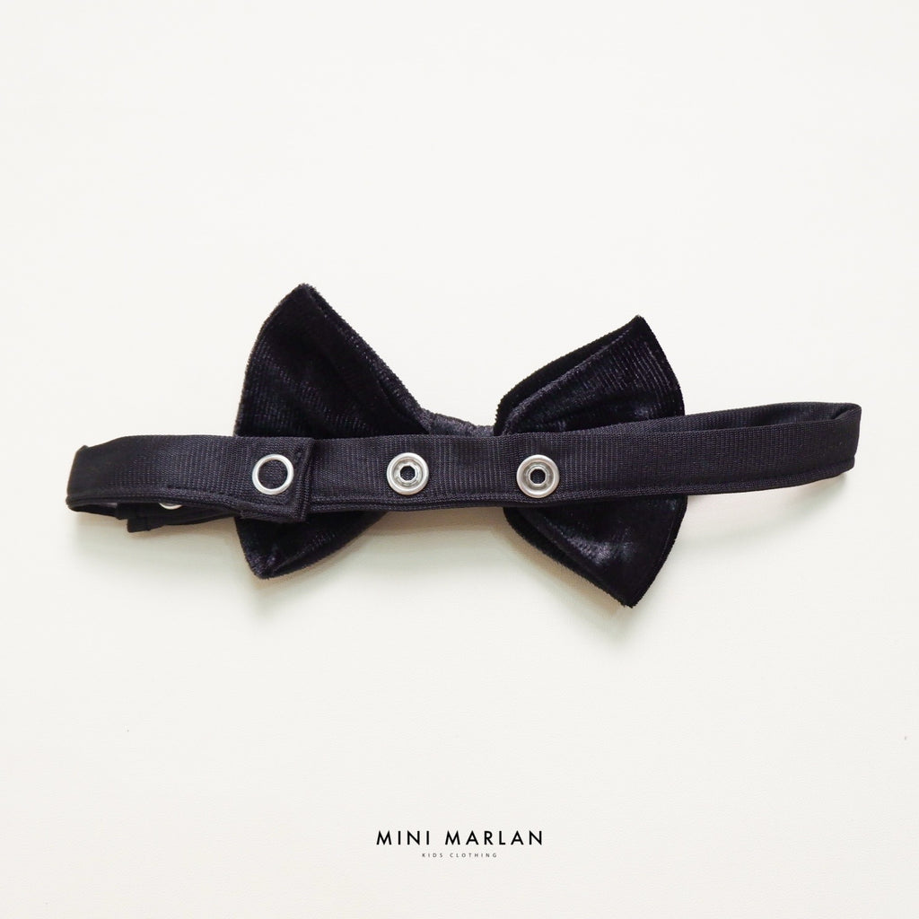 Ivy Velvet Black Bowtie – English Velvet Adjustable Bow Tie