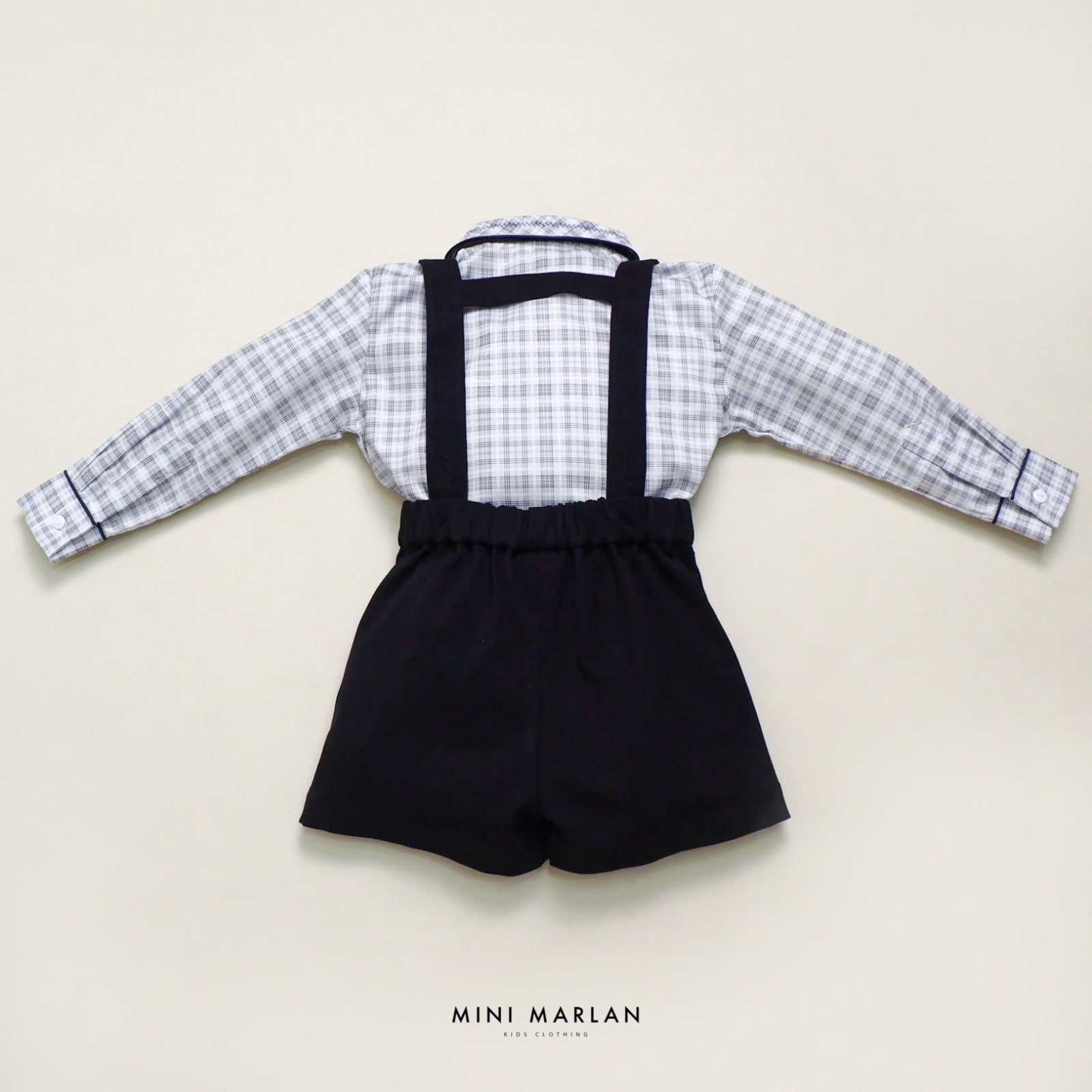 Ivy Overall Boy Shorts – Black Semi-Wool Festive Overall