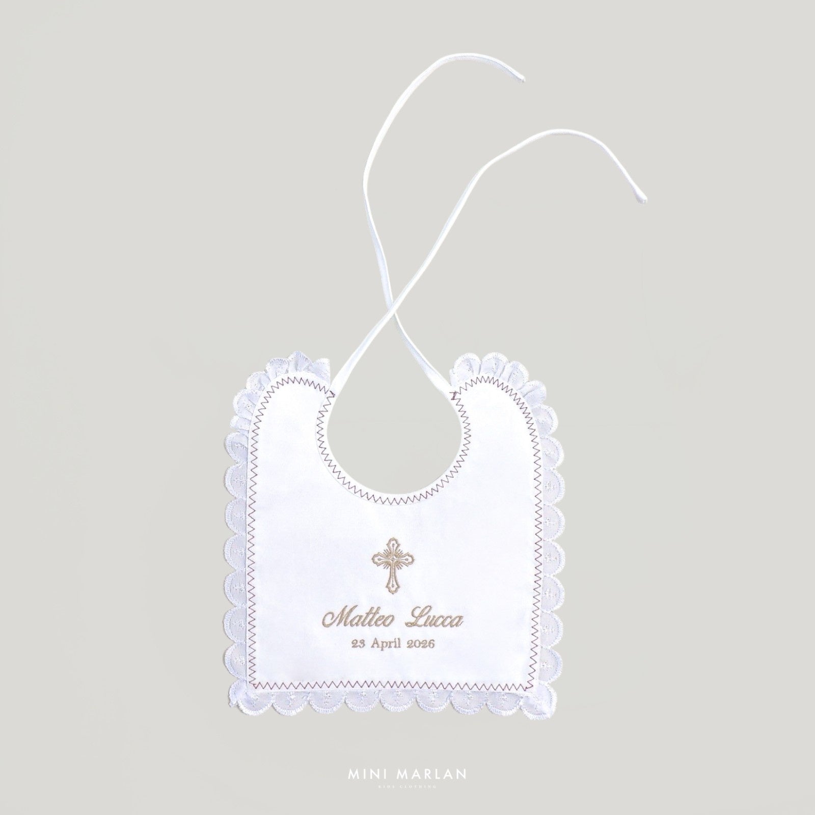 Hanna Scalloped Bib – The Heirloom Keepsake