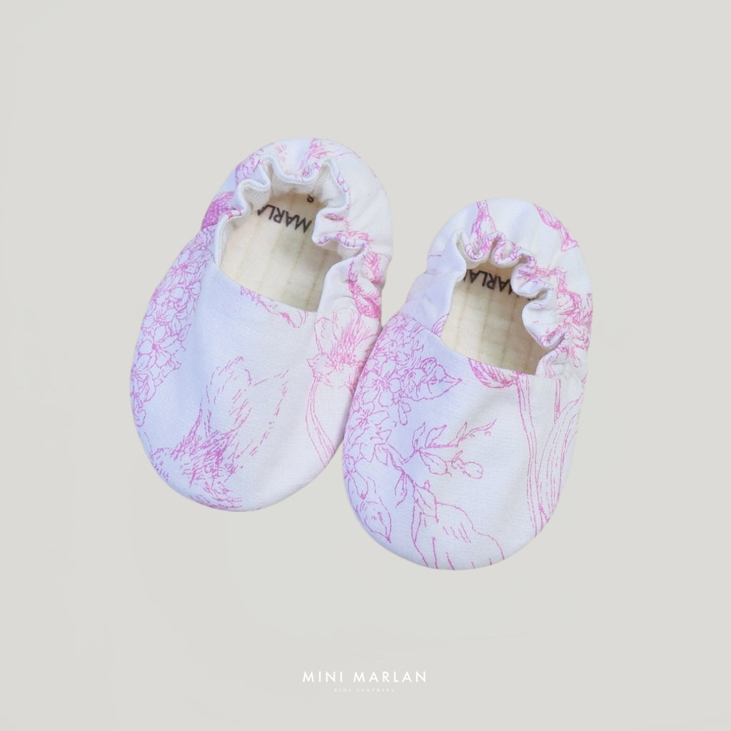Nina Newborn Shoes - Soft Ruffle Baby Shoes