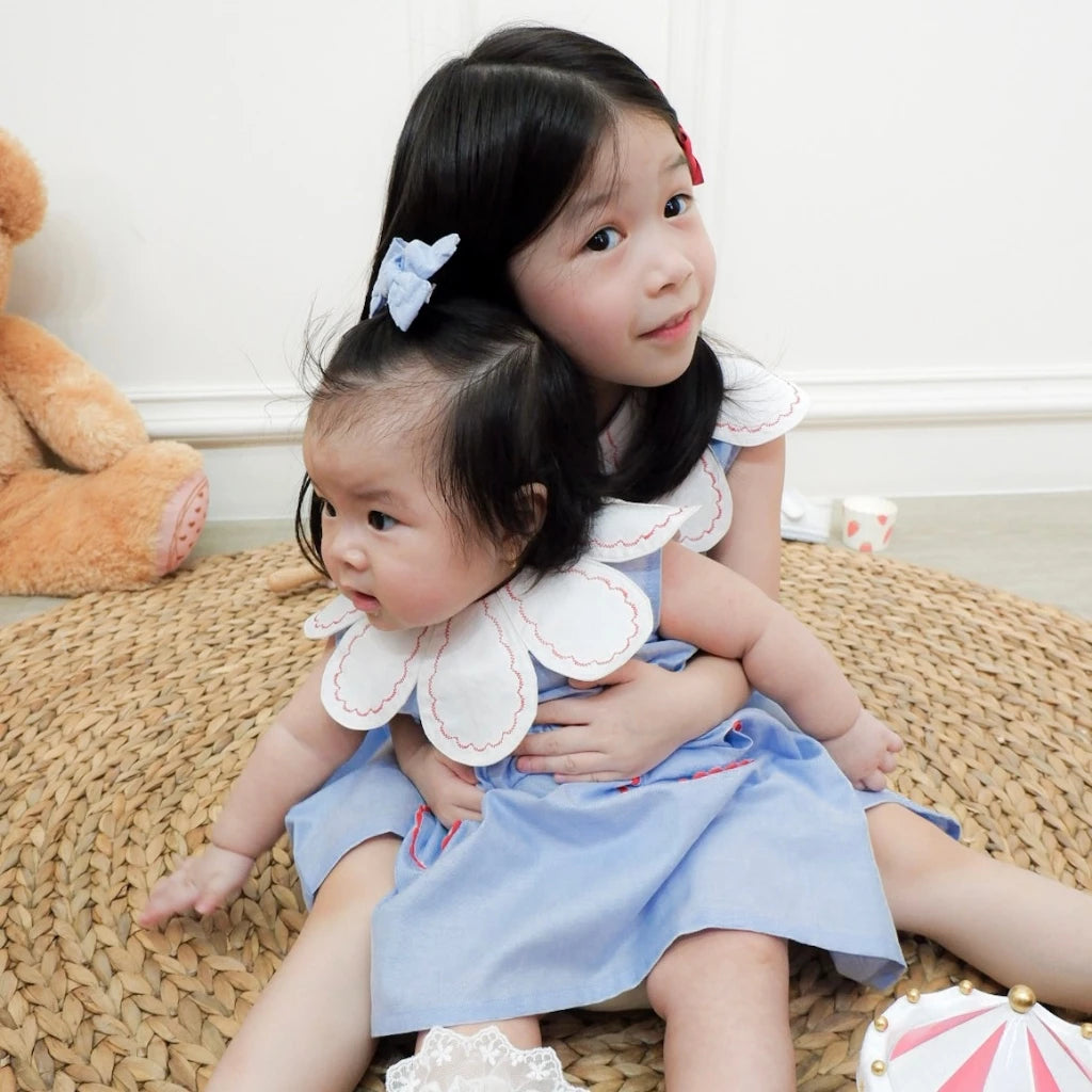 Britton Flower Collar Girl Dress – Playful Oxford Dress