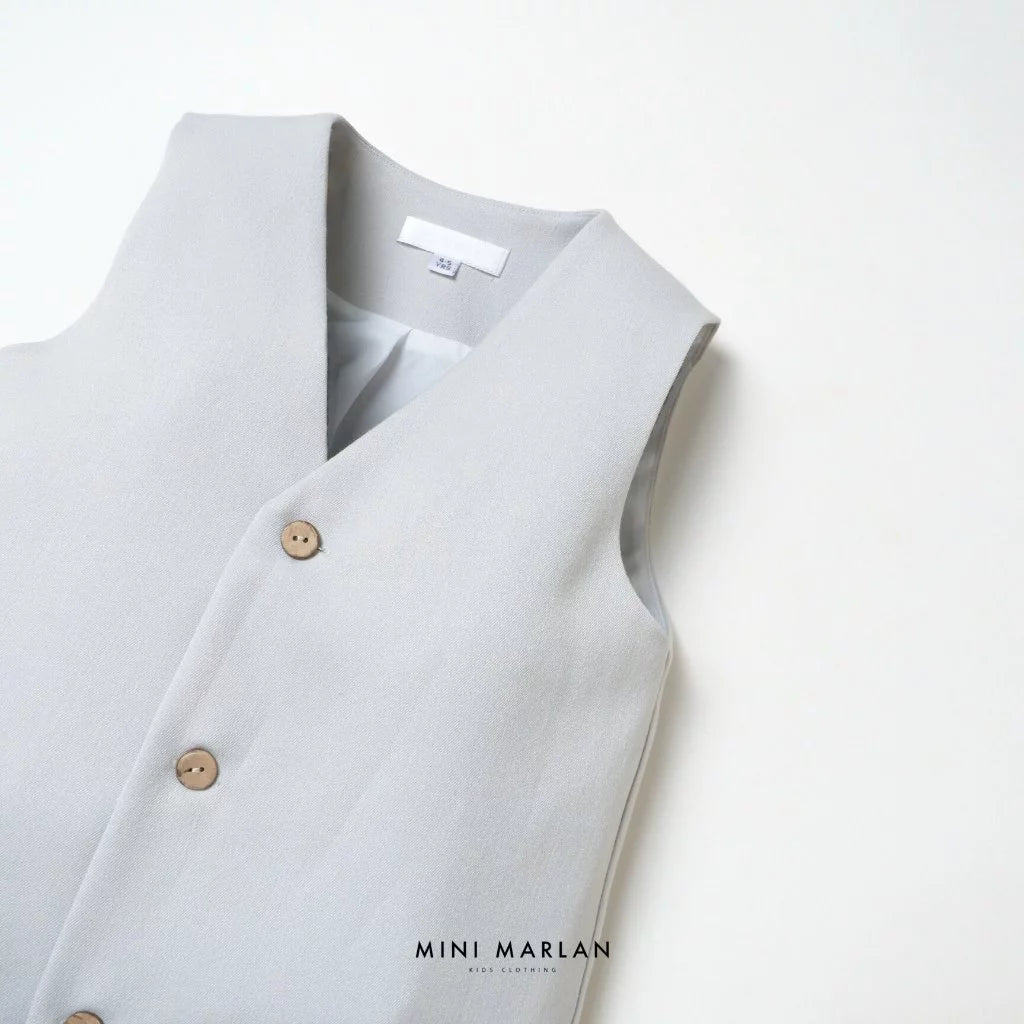 Connor Light Grey Vest – Refined Summer Sophistication