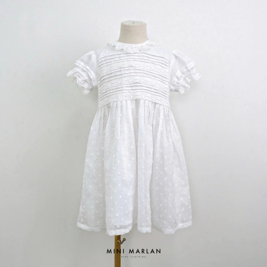 Beau Girl Lace Dress – A Timeless Heirloom
