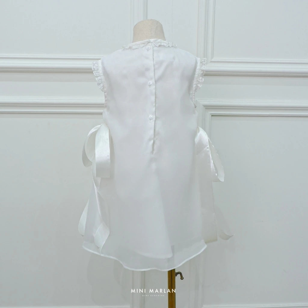 Celyn White Bow Dress – An Ethereal Celebration Piece