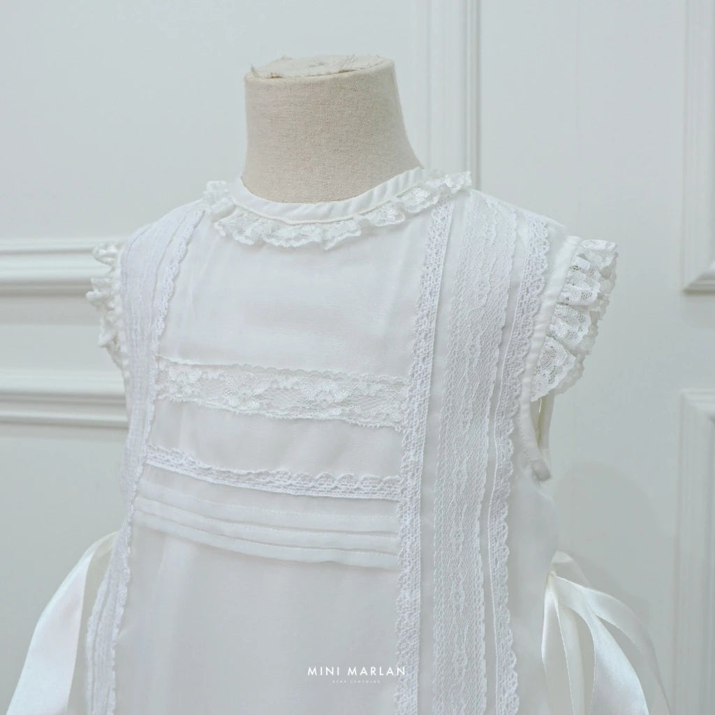 Celyn White Bow Dress – An Ethereal Celebration Piece
